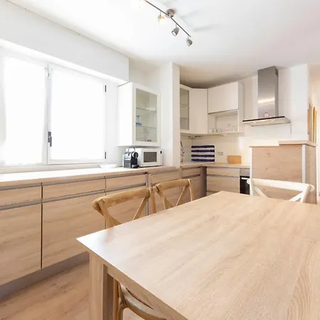 Paradise Center With Pool And Park Le Lys Apartment