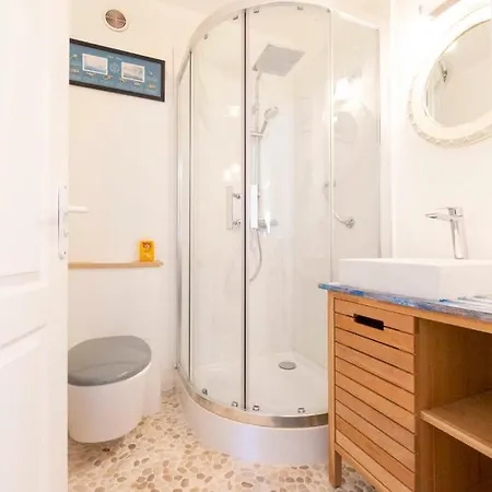 Paradise Center With Pool And Park Le Lys Apartment
