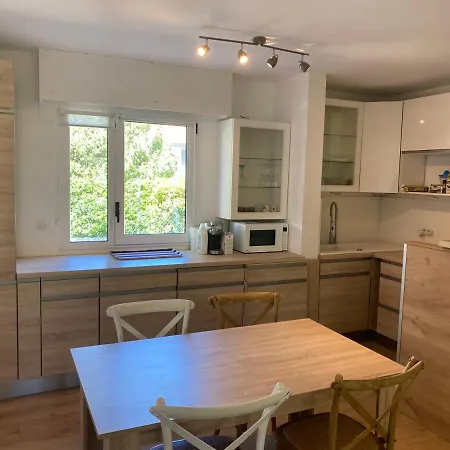 Apartment Paradise Center With Pool And Park Le Lys