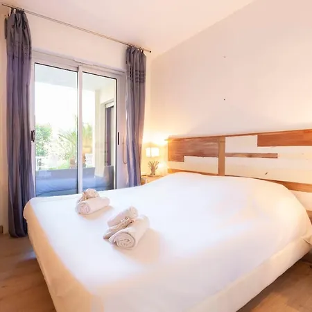 Paradise Center With Pool And Park Le Lys Apartment